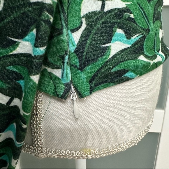 Anthropologie Forever that Girl One Shoulder Puff Sleeve Top Green Leaf SZ 6 - Picture 7 of 8